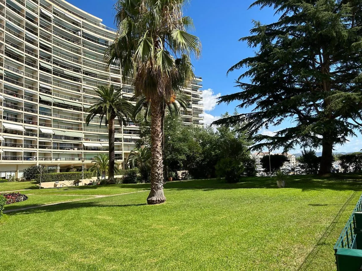 Appartement A 2 Pas Du Golf Mandelieu-la-Napoule