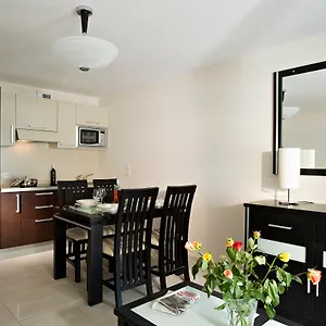 Aparthotel Vacanceole - Carre Marine, Mandelieu